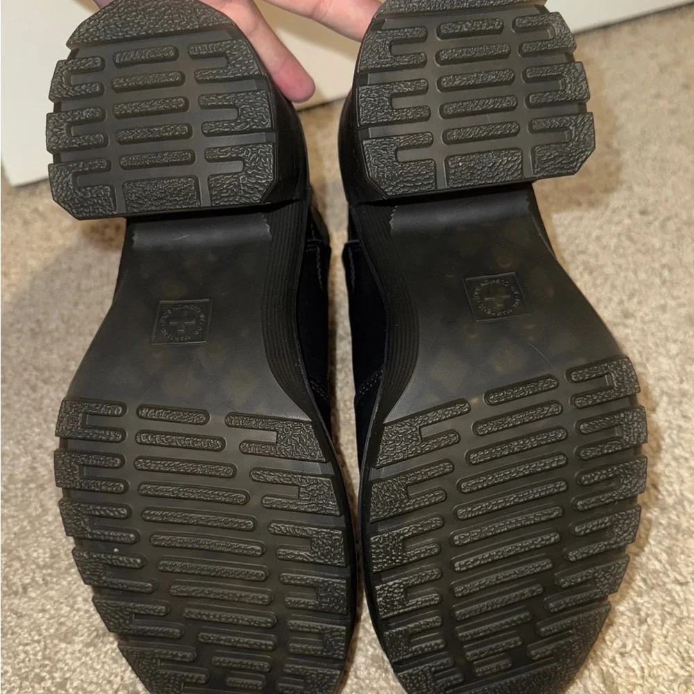 Dr Martens Leather Boots - Picture 5 of 5